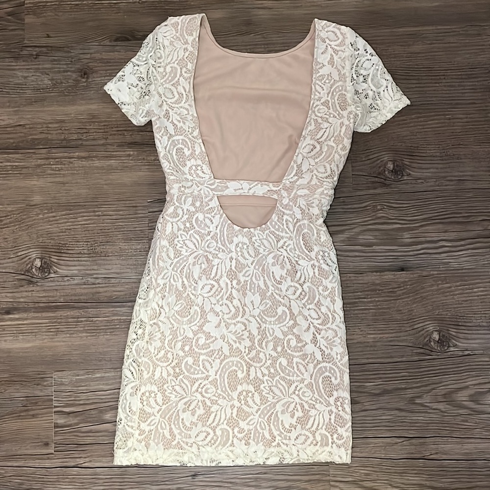Backless lace bodycon dress. Size small.